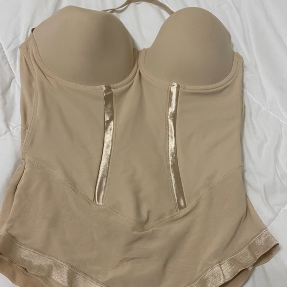 Maidenform Body Shaper. - Picture 2 of 2